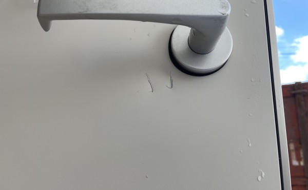 ドア凹み補修